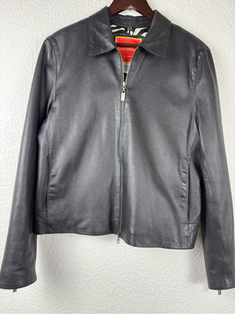 Isaac Mizrahi Genuine Leather Jacket | Zebra Lining | Zip Front | Black | XL - Picture 2 of 11